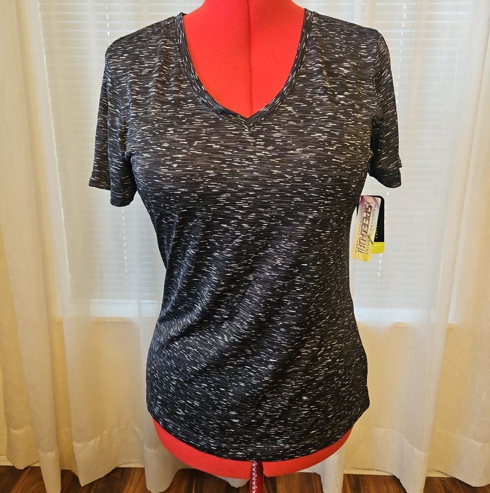 Cascade Sport Speed*Dri Black Heathered V-Neck Short Sleeve Tee